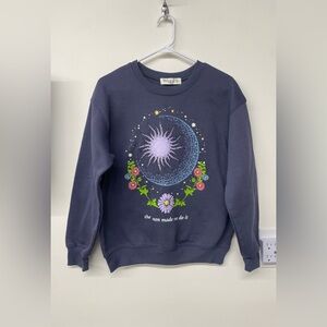 wound up graphic sweatshirt